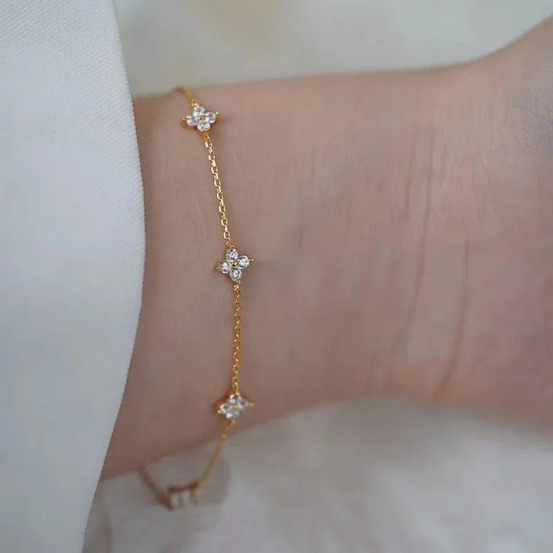 Bloemenarmband
