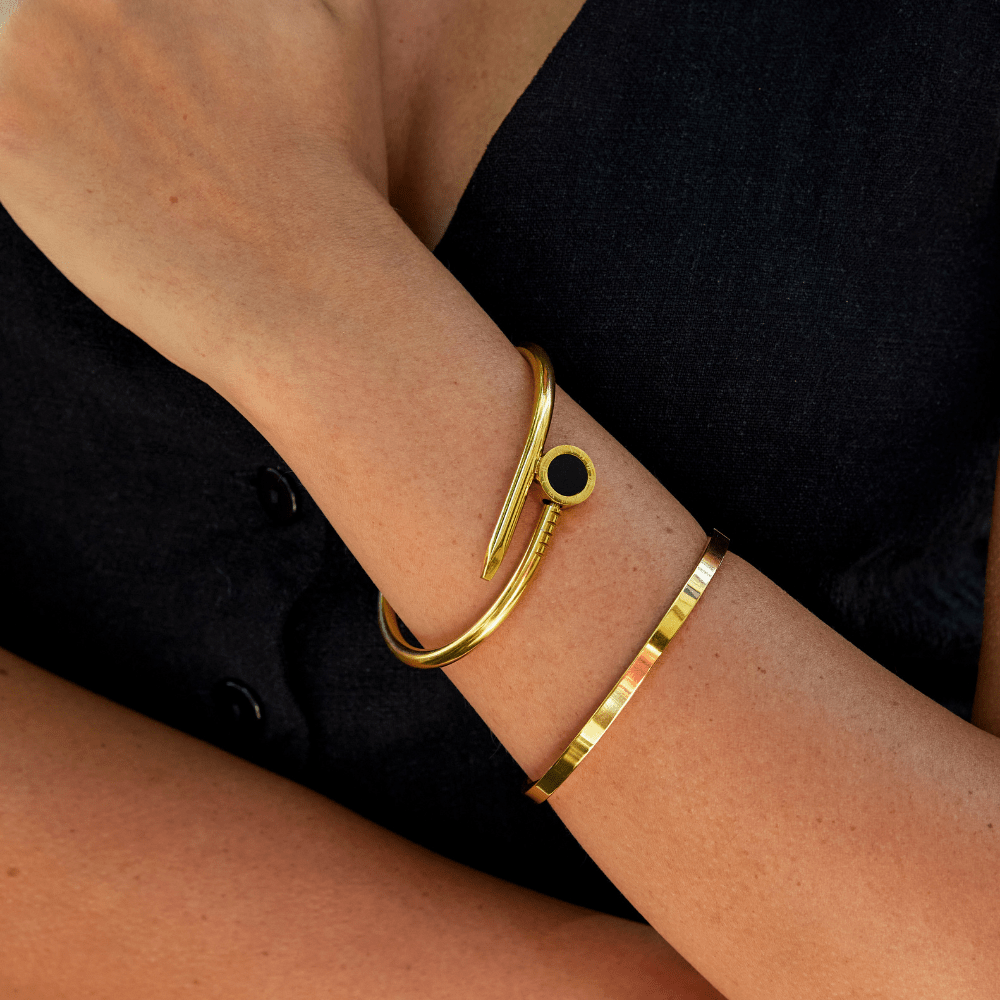 Amanda Gold Nagel Bangle